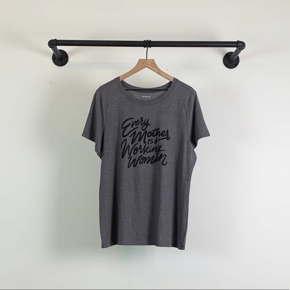 NWT Torrid Every Mother Is A Working Woman Soft Crew Neck T-Shirt In Grey - Picture 4 of 7